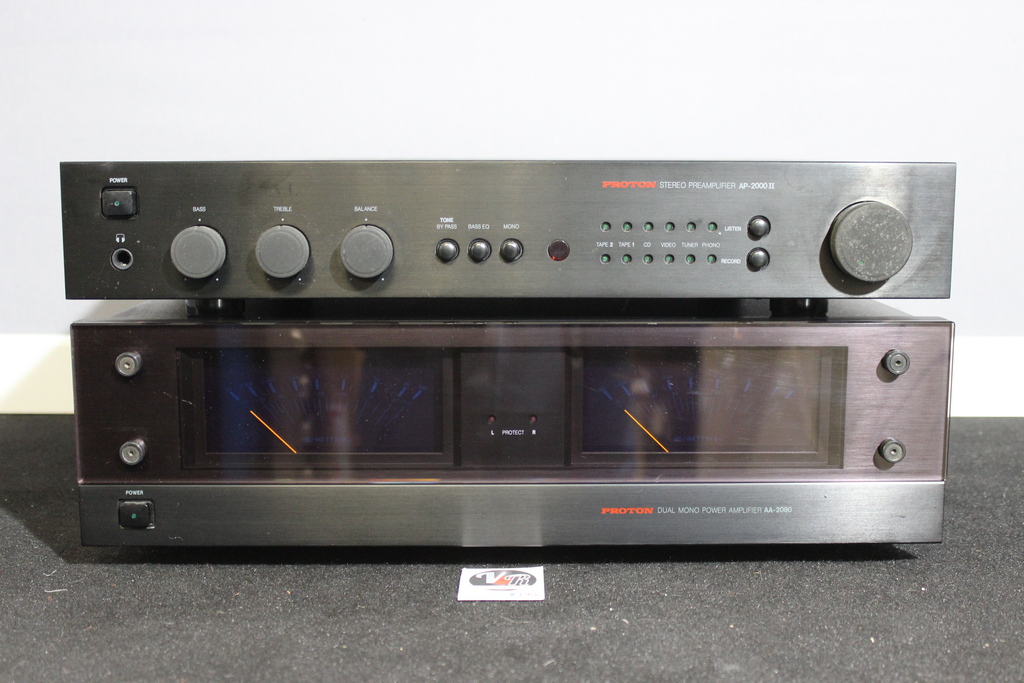 Ampli et préampli Proton AP-2000 II AA-2080