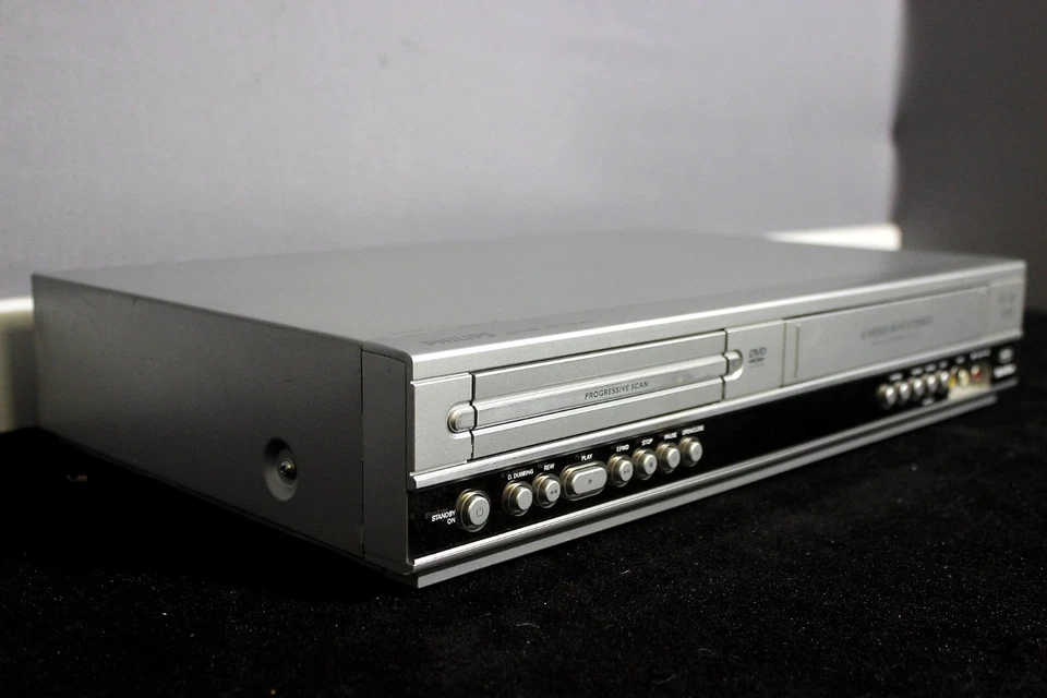 Divers Philips DVP3100V